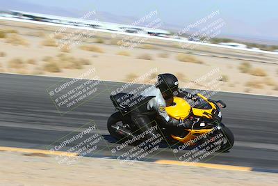 media/Jan-14-2024-SoCal Trackdays (Sun) [[2e55ec21a6]]/Turn 12 Inside (945am)/